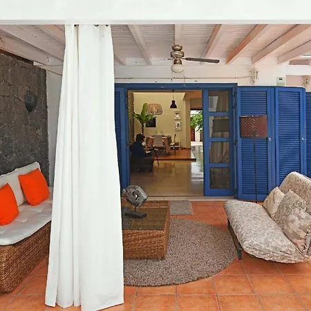 Ferienhaus Mit Privatpool Fur 6 Personen Ca 100 Qm In Playa Blanca, Lanzarote Gemeinde Yaiza - B63550 *