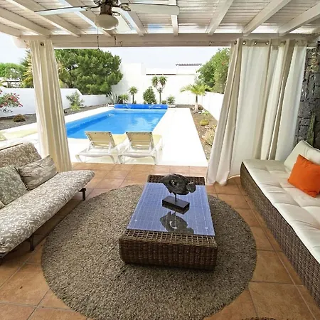 Ferienhaus Mit Privatpool Fur 6 Personen Ca 100 Qm In Playa Blanca, Lanzarote Gemeinde Yaiza - B63550 * Playa Blanca (Lanzarote)
