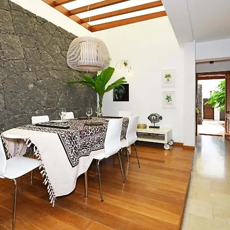 Ferienhaus Mit Privatpool Fur 6 Personen Ca 100 Qm In Playa Blanca, Lanzarote Gemeinde Yaiza - B63550 *